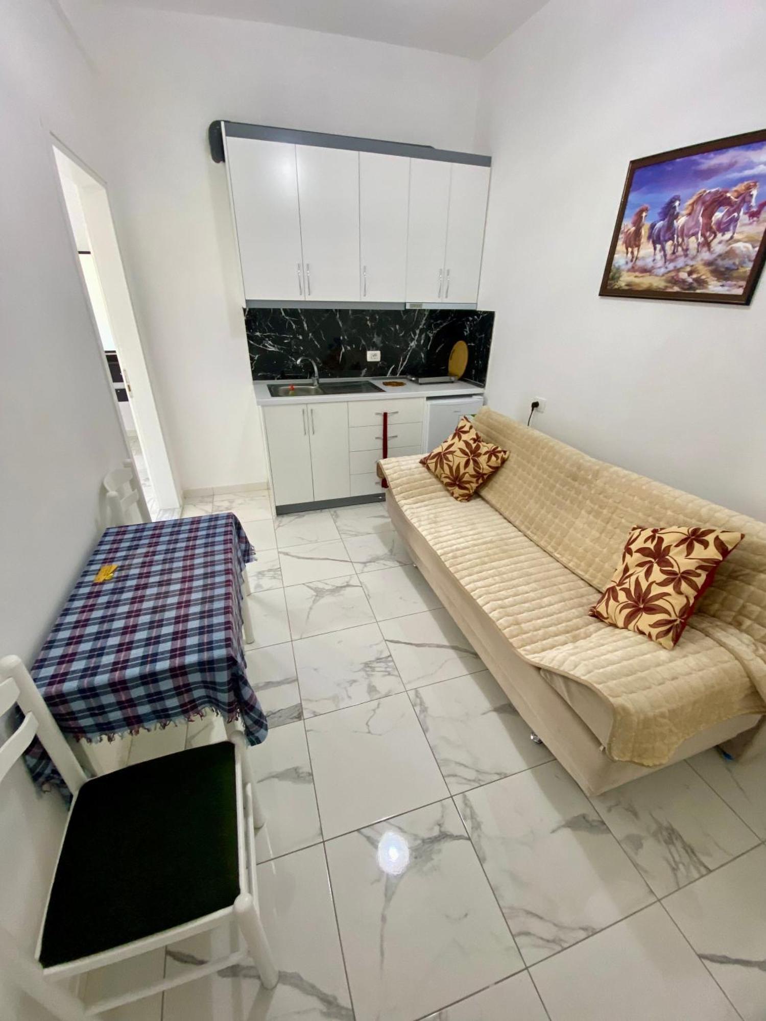 Apartmente Pamela Saranda Extérieur photo